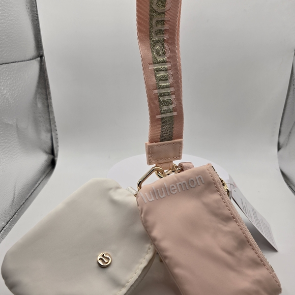 NWT Vapor / Gold / White Lululemon Dual Pouch Wristlet - Picture 3 of 5
